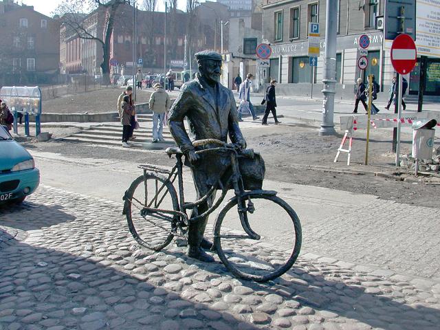 Pomnik Starego Marycha w Poznaniu